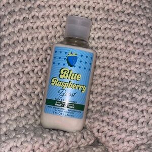 Bath & Body Works Blue Raspberry Burst Body Lotion